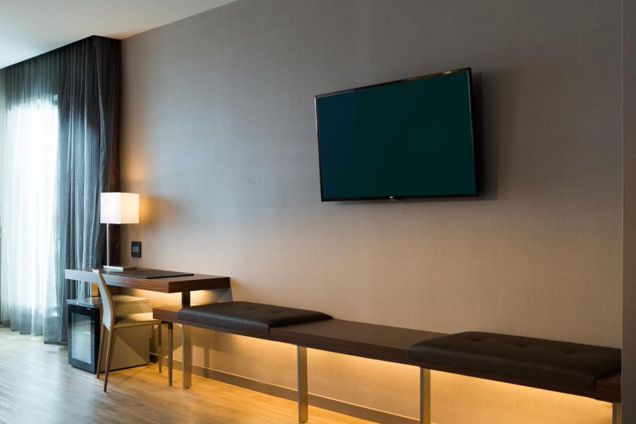 Ac Hotel Cincinnati At Liberty Center West Chester Extérieur photo