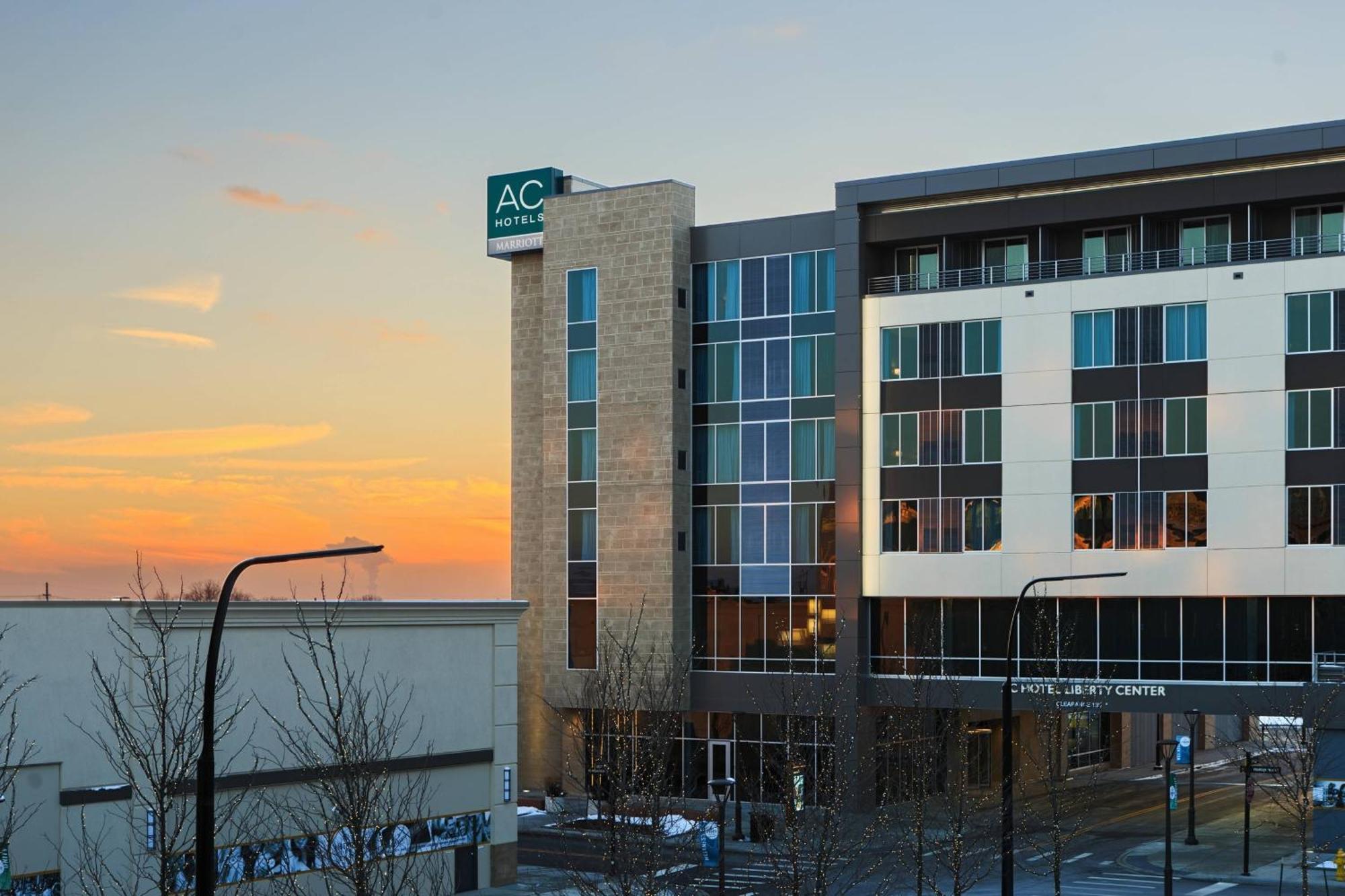 Ac Hotel Cincinnati At Liberty Center West Chester Extérieur photo