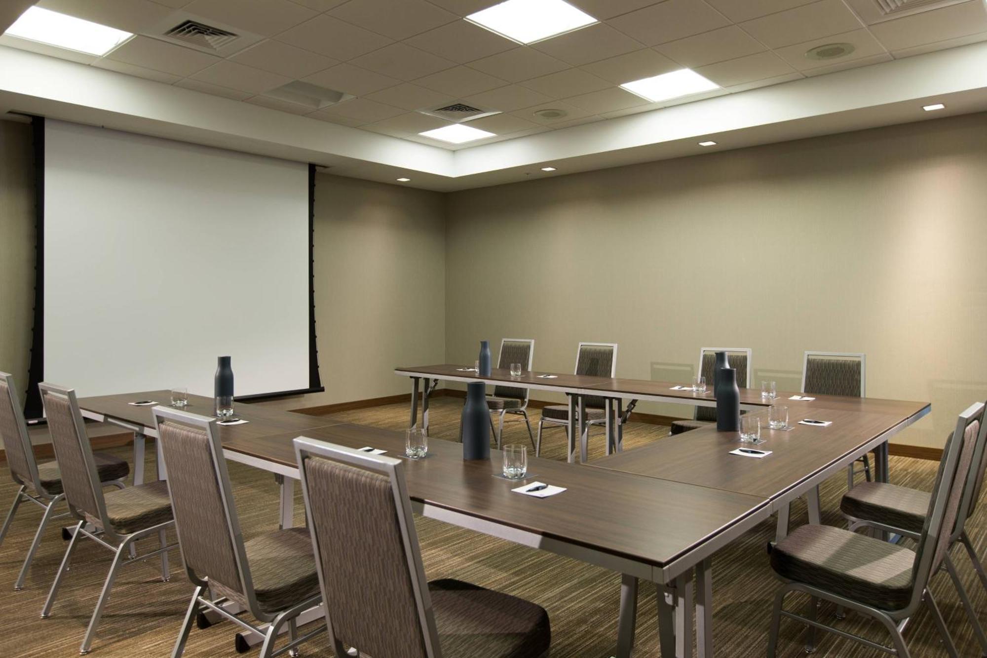 Ac Hotel Cincinnati At Liberty Center West Chester Extérieur photo