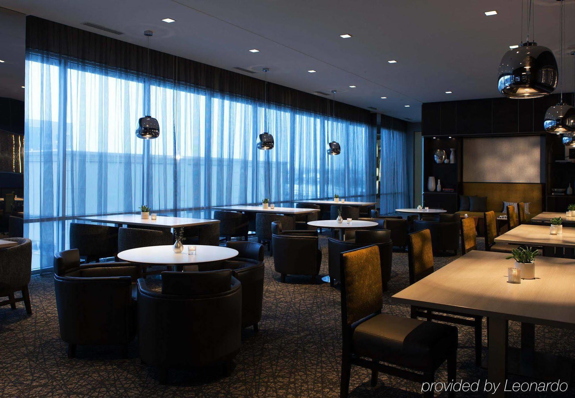 Ac Hotel Cincinnati At Liberty Center West Chester Extérieur photo