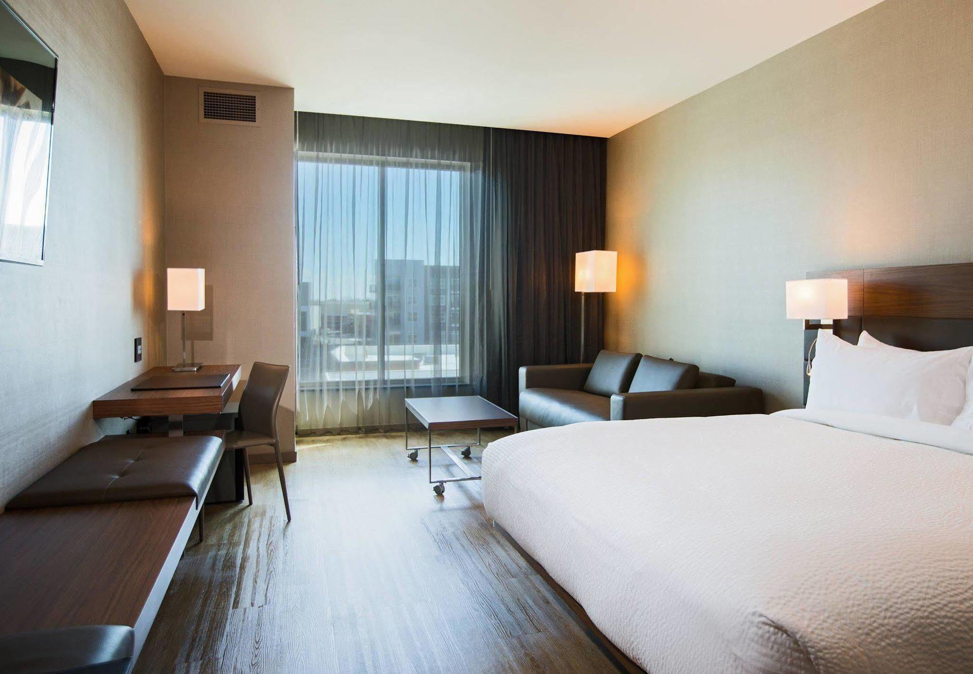 Ac Hotel Cincinnati At Liberty Center West Chester Extérieur photo